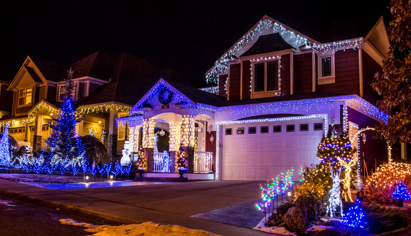 Beautiful Christmas Lights in Kelowna's Kettle Valley